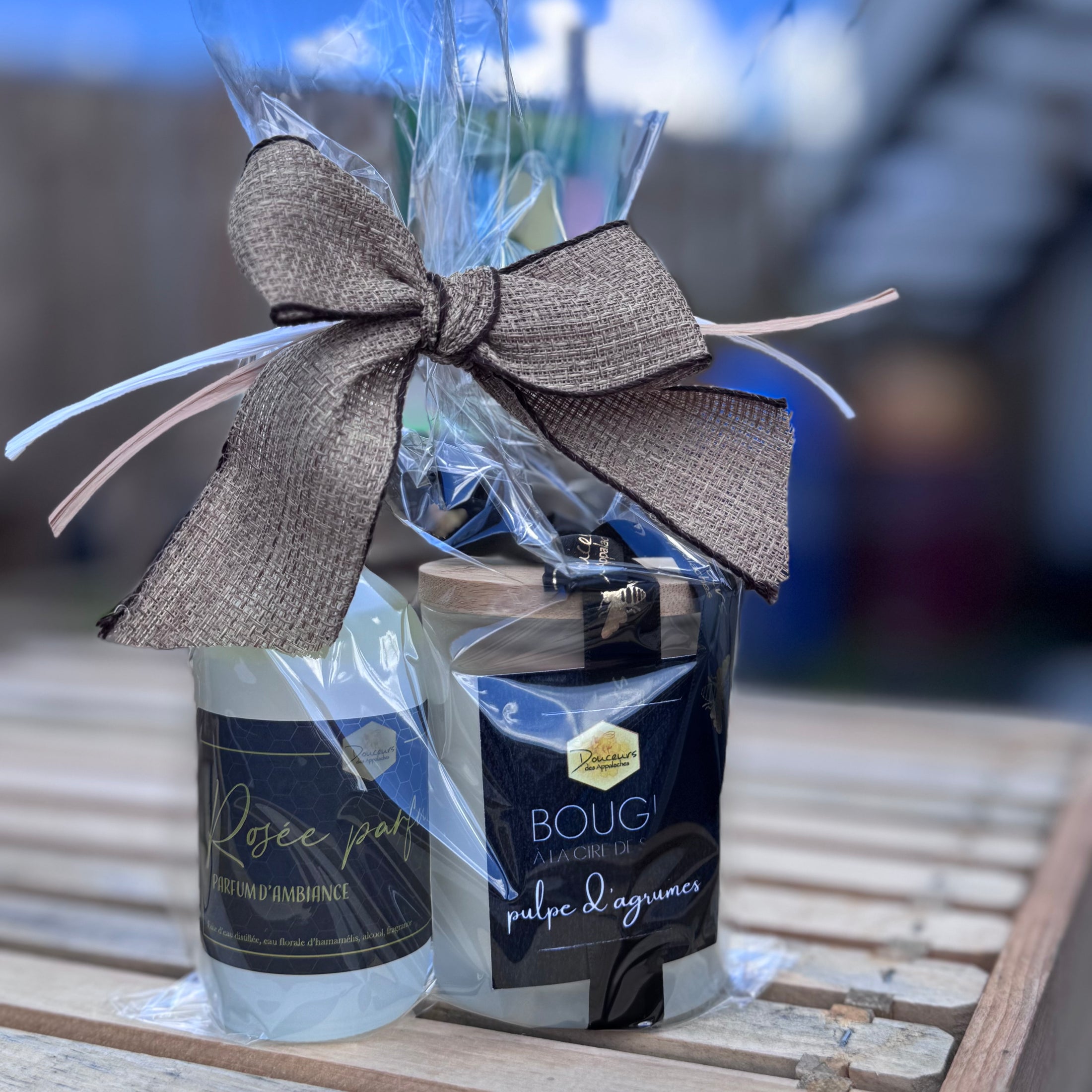 Emballage cadeau - Duo bougie à la cire de soya et sa rosée parfumée